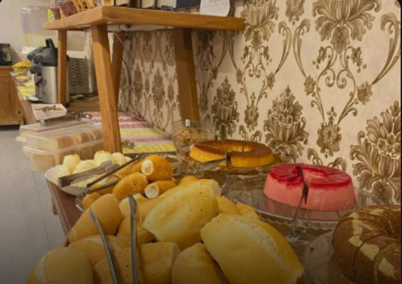 Buffet de Café da Manhã Colonial - Ambientes e acomodações do Hotel Central Campo Grande - MS